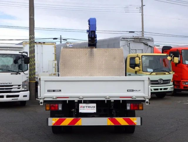 いすゞ エルフ 2RG-NPR88YN(2WD)の写真8