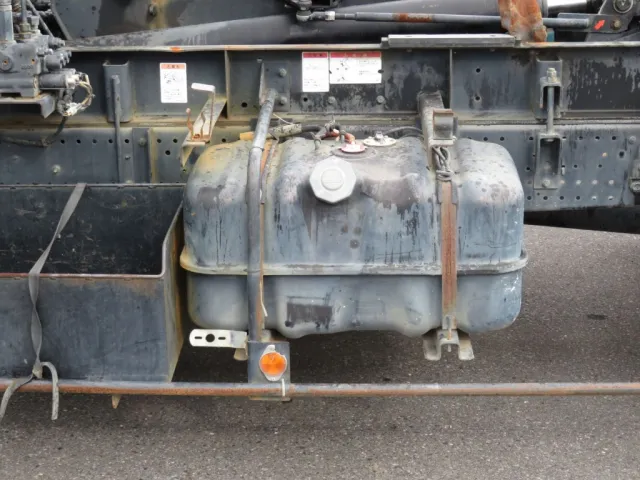 いすゞ フォワード TKG-FRR90S2(2WD)の写真21