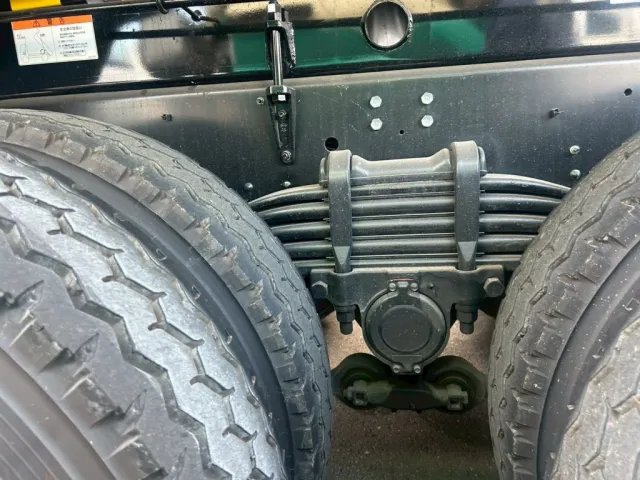 いすゞ ギガ 2RG-CXZ77DTの写真5