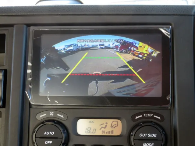 いすゞ ギガ 2RG-CXZ77DTの写真20