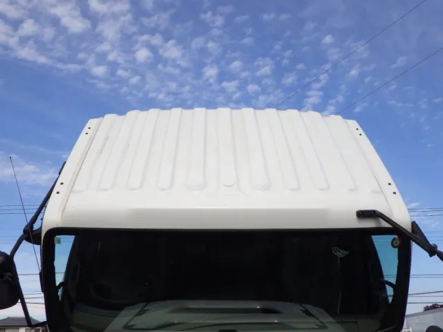 いすゞ ギガ 2RG-CXZ77DTの写真27