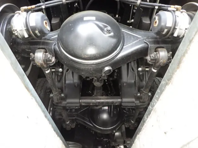 いすゞ ギガ 2RG-CXZ77DTの写真30