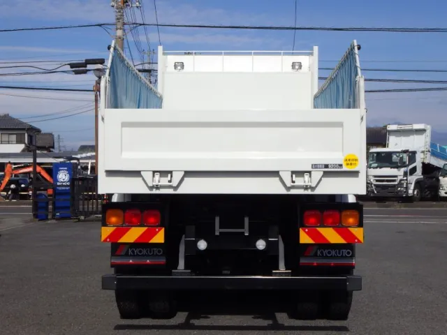 いすゞ ギガ 2RG-CXZ77DTの写真37