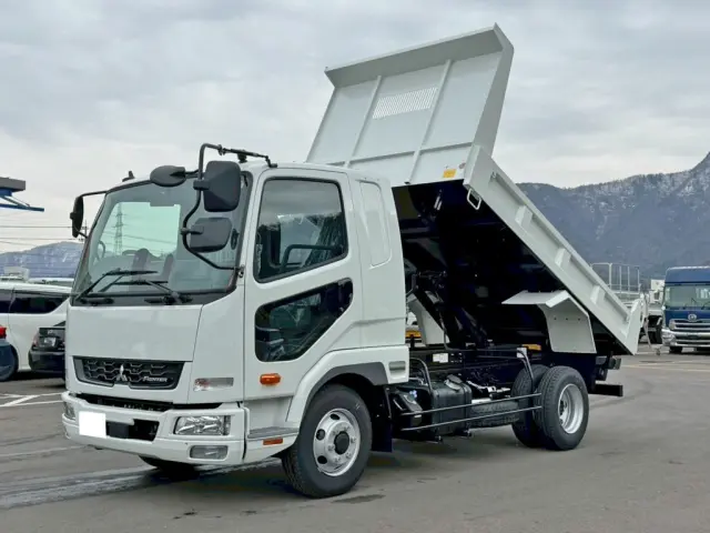 三菱 ファイター 2KG-FK62F(2WD)の写真1