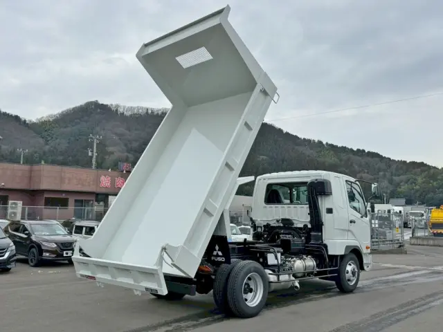 三菱 ファイター 2KG-FK62F(2WD)の写真7