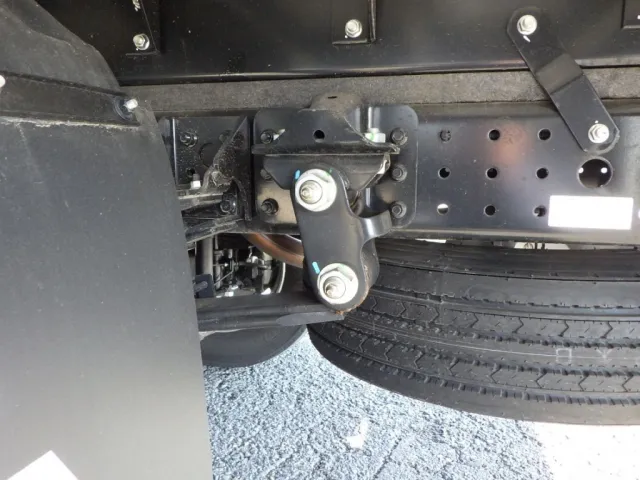 三菱 キャンター 2PG-FEB80(2WD)の写真5