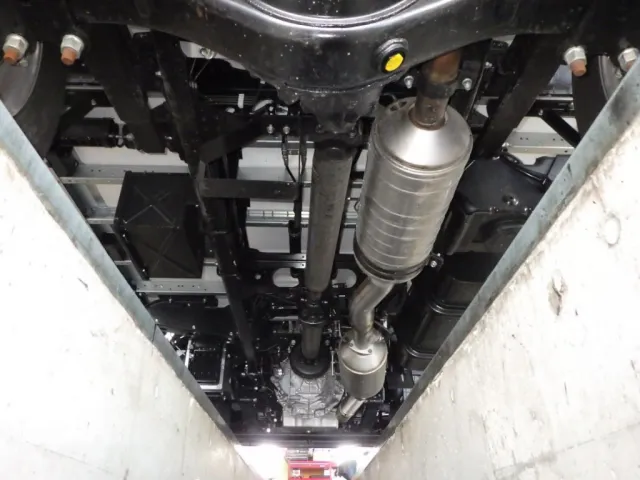 三菱 キャンター 2PG-FEB80(2WD)の写真14