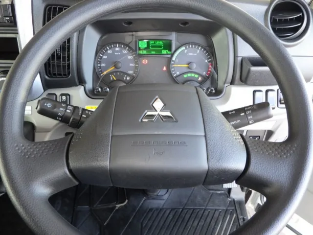 三菱 キャンター 2PG-FEB80(2WD)の写真20