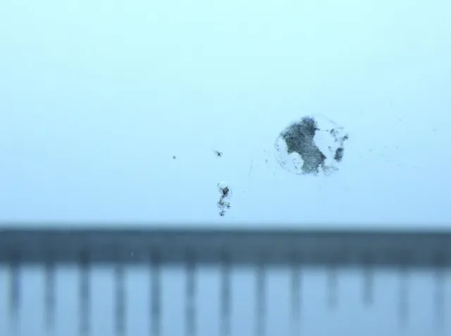 フロントガラスに針先キズがあります。|三菱 キャンター 2PG-FEB80(2WD)の写真21