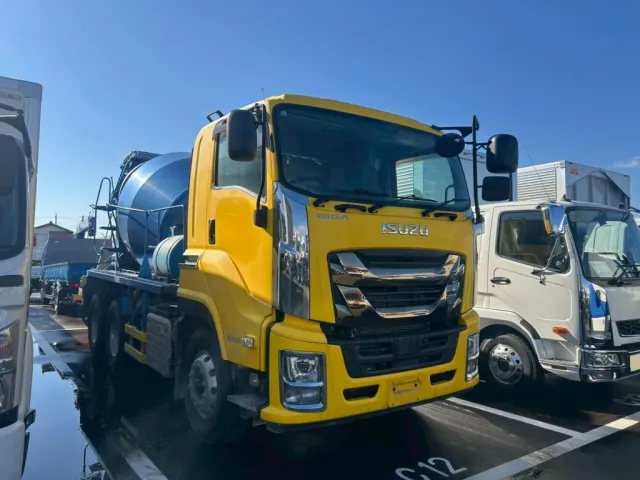 いすゞ ギガ 2KG-CXZ60CTの写真2