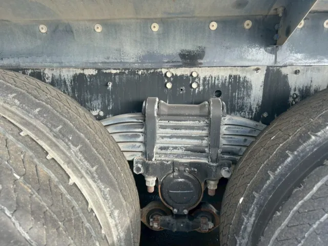 いすゞ ギガ 2KG-CXZ60CTの写真5