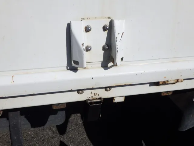 左右のセイコーラックが欠損しています。|三菱 キャンター TKG-FEB80(2WD)の写真29