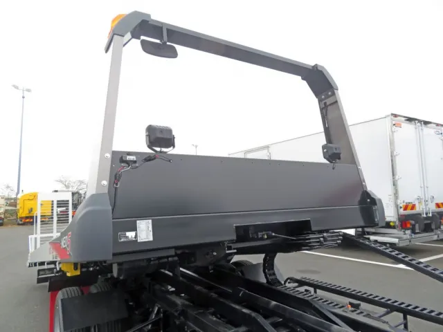 いすゞ エルフ 2RG-NPR88AM(2WD)の写真10