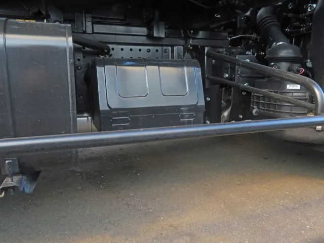 いすゞ エルフ 2RG-NPR88AM(2WD)の写真20