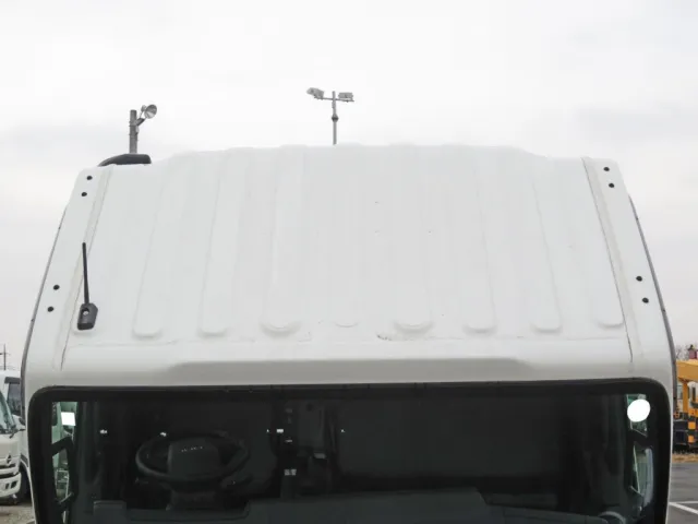 いすゞ エルフ 2RG-NPR88AM(2WD)の写真26