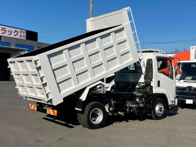 いすゞ フォワード 2PG-FRR90S1(2WD)の写真4