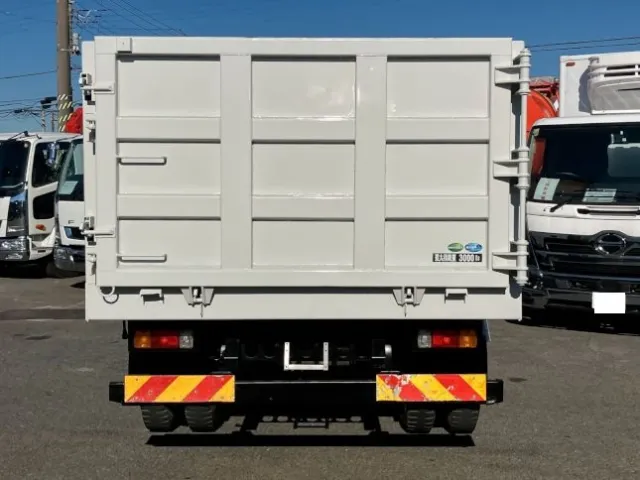 いすゞ フォワード 2PG-FRR90S1(2WD)の写真7