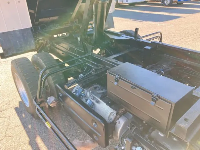 いすゞ フォワード 2PG-FRR90S1(2WD)の写真13