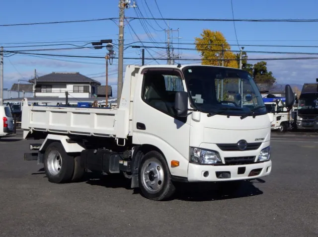 日野 デュトロ TKG-XZU620T(2WD)の写真2