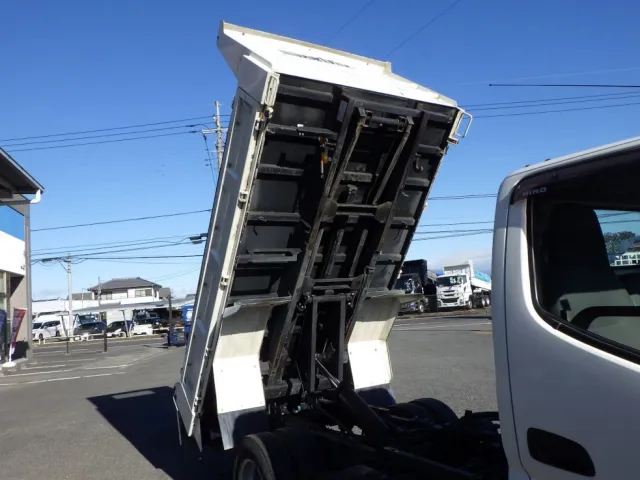 ボディー裏側の状態です。|日野 デュトロ TKG-XZU620T(2WD)の写真9