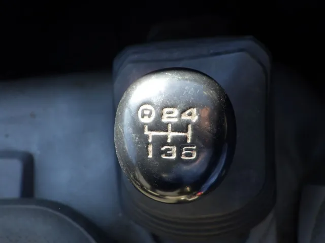 ＭＴ5速です。|日野 デュトロ TKG-XZU620T(2WD)の写真22