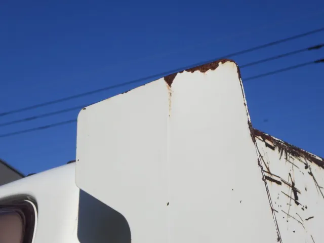 プロテクターの両サイドにキズ・サビ・曲がりがあります。|日野 デュトロ TKG-XZU620T(2WD)の写真35