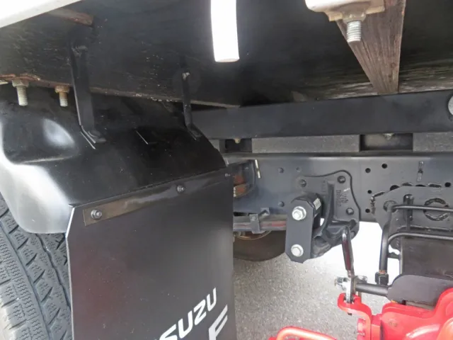 いすゞ エルフ TPG-NPR85N(2WD)の写真5