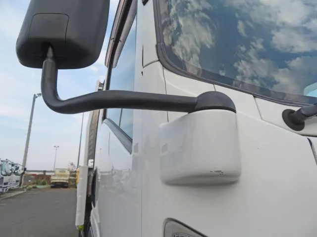 いすゞ エルフ TPG-NPR85N(2WD)の写真20