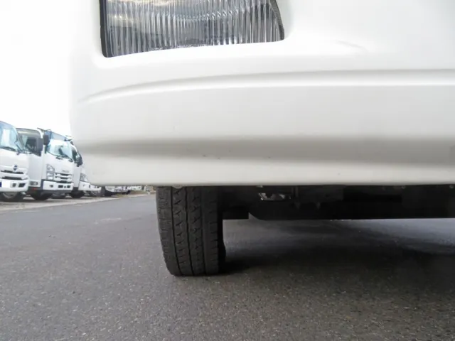 いすゞ エルフ TPG-NPR85N(2WD)の写真24