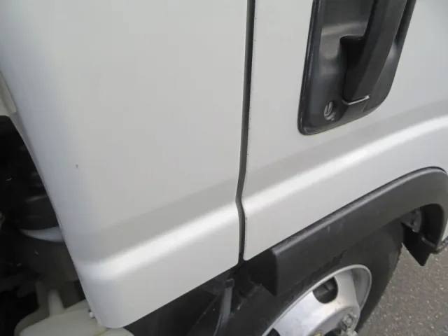 いすゞ エルフ TPG-NPR85N(2WD)の写真28