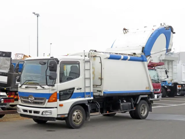 日野 レンジャー SDG-FD7JGAA(2WD)の写真1