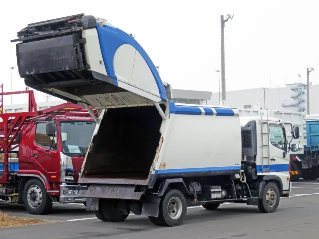 日野 レンジャー SDG-FD7JGAA(2WD)の写真4