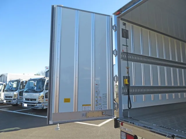 日野 レンジャー 2KG-FD2ABG(2WD)の写真13