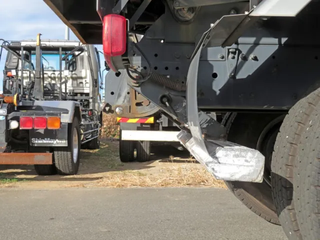 UDトラックス クオン 2PG-CW5ALの写真14