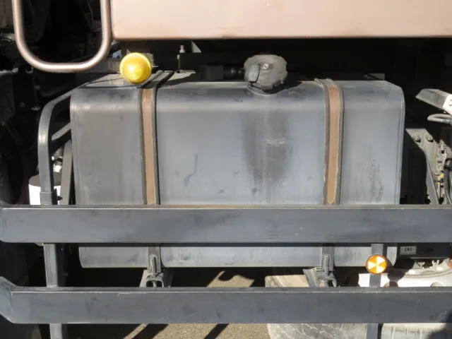 UDトラックス クオン 2PG-CW5ALの写真20