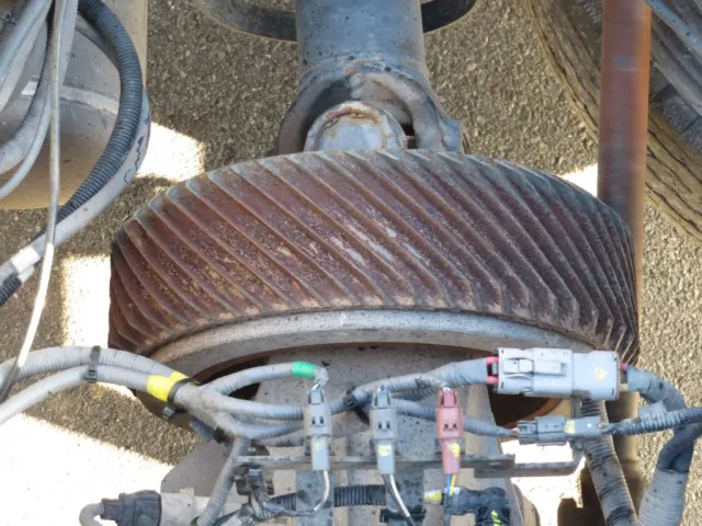 UDトラックス クオン 2PG-CW5ALの写真21