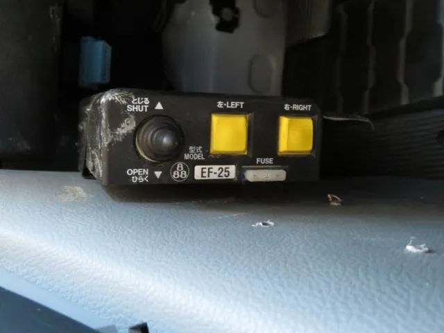 UDトラックス クオン 2PG-CW5ALの写真22