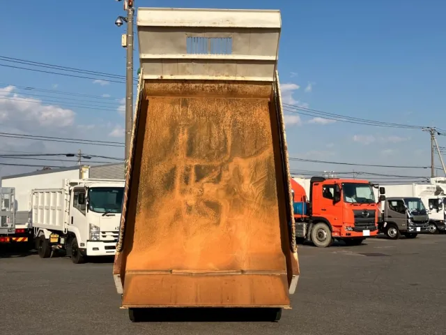 荷台全体の状態です。|いすゞ フォワード TKG-FRR90S1(2WD)の写真7