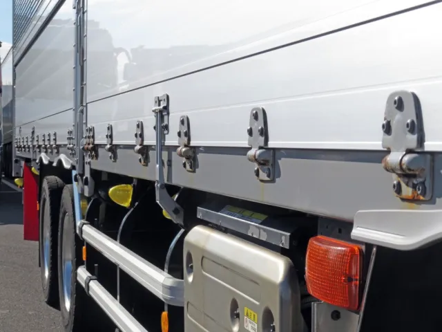 いすゞ ギガ 2PG-CYJ77Cの写真33