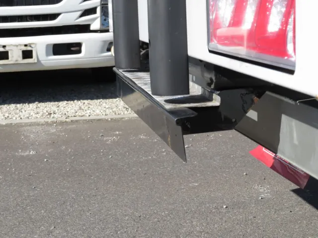 いすゞ ギガ 2PG-CYJ77Cの写真49