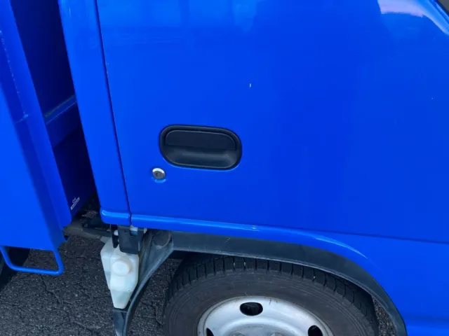 運転席側ドアに小傷があります。|マツダ ダイナ TPG-LJR85AD(2WD)の写真27