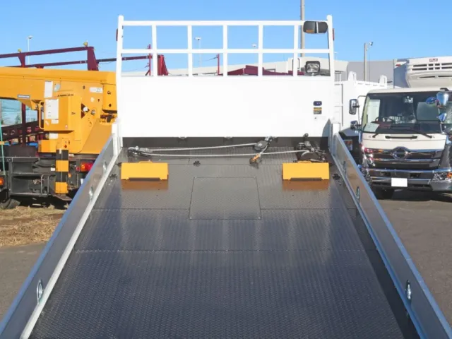 三菱 キャンター 2RG-FEB80(2WD)の写真9