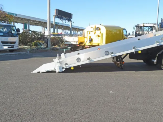 三菱 キャンター 2RG-FEB80(2WD)の写真14