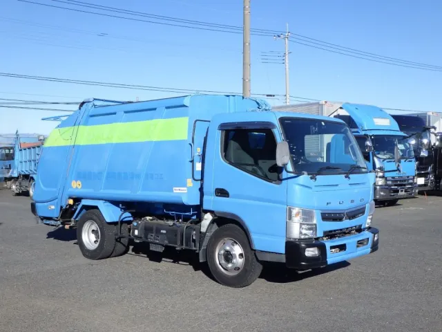 三菱 キャンター 2PG-FEB90(2WD)の写真2