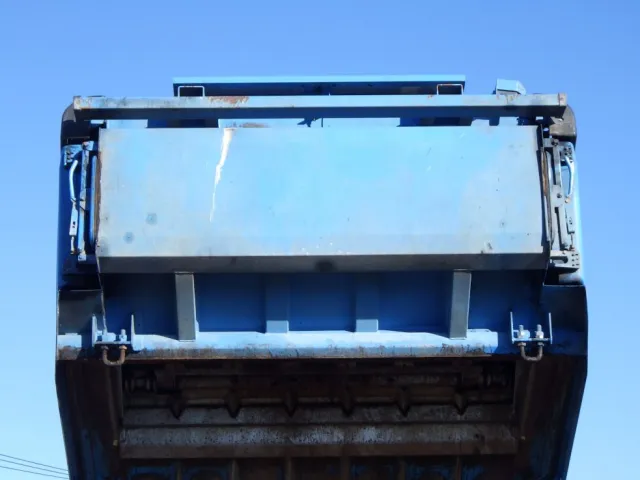 三菱 キャンター 2PG-FEB90(2WD)の写真7