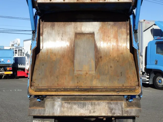 三菱 キャンター 2PG-FEB90(2WD)の写真10