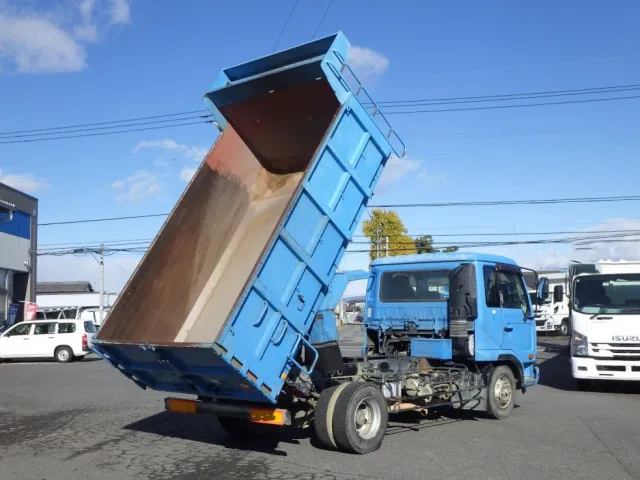 ニッサンディーゼル コンドル PB-MK36A(2WD)の写真4