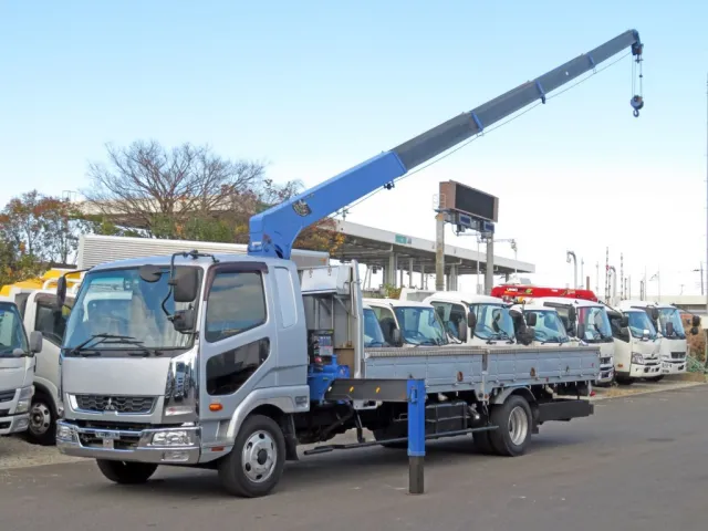 三菱 ファイター 2KG-FK61F(2WD)の写真1