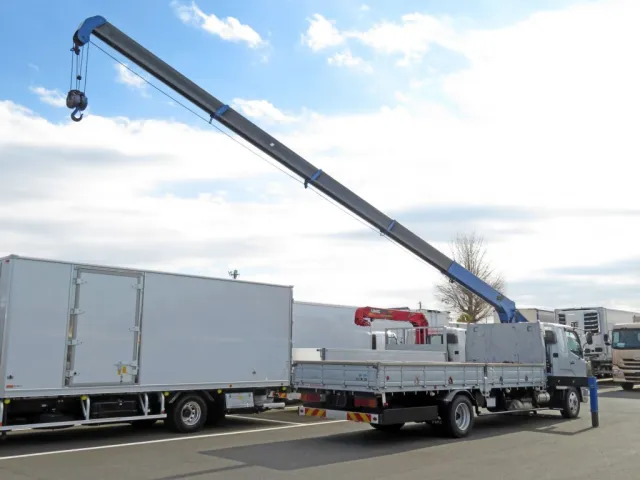 三菱 ファイター 2KG-FK61F(2WD)の写真4