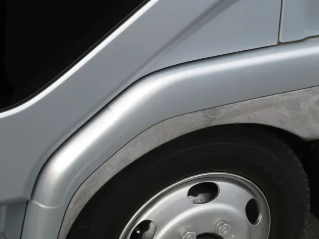 三菱 ファイター 2KG-FK61F(2WD)の写真13